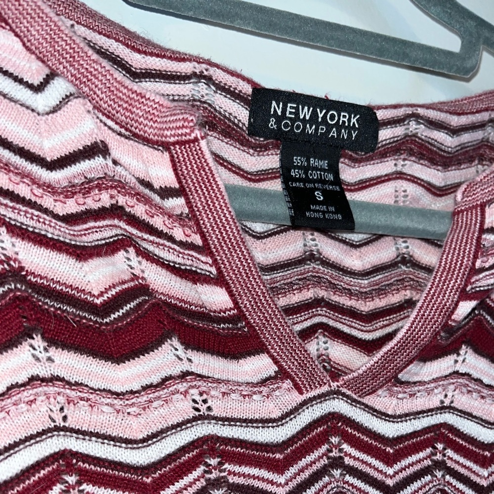 NEW YORK & COMPANY BLOUSE <3